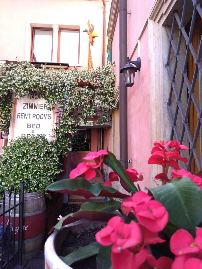 Borgoantico Affittacamere Σοάβε Εξωτερικό φωτογραφία